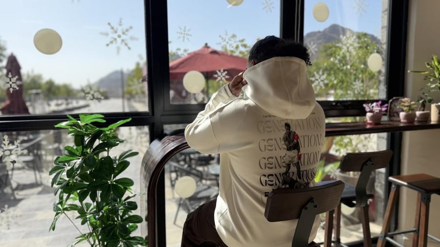 بلوفر ابيض -white Hoodie