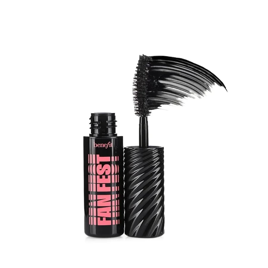 Big Lil' Lash Fan من ماركة Benefit Cosmetics.