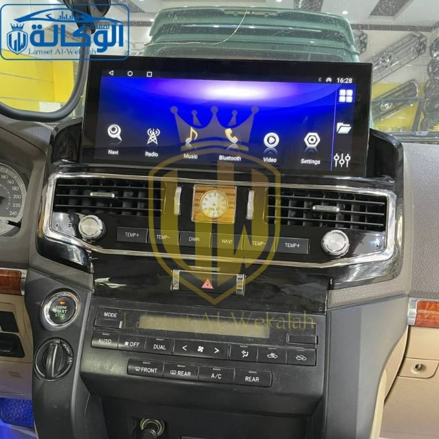شاشة لاند كروزر شكل لكزز