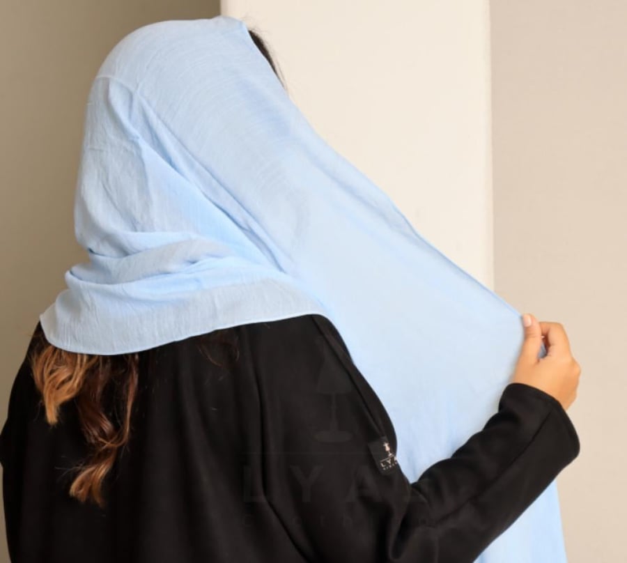 طرحة ربط سماوي فاتح