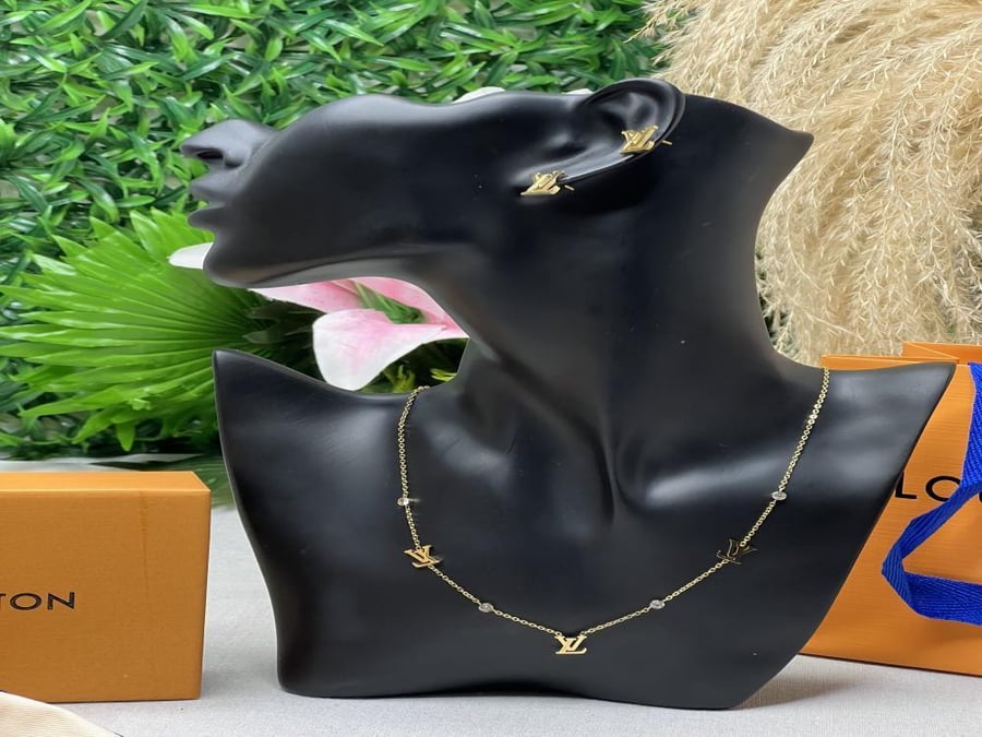 طقم إكسسوارات LOUIS VUITTON - طقم لويس فيتون