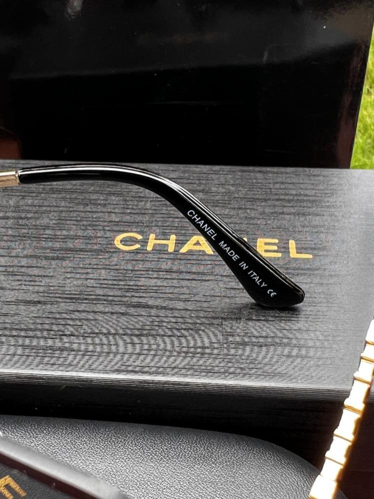 نظارة CHANEL