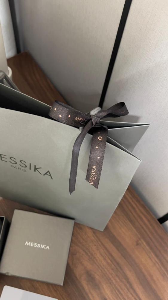 اسوارة مع خاتم MESSIKA فضي او ذهبي