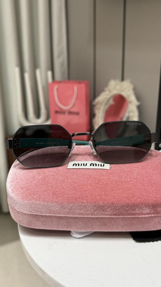 نظارة miu miu (ملون) تيفاني