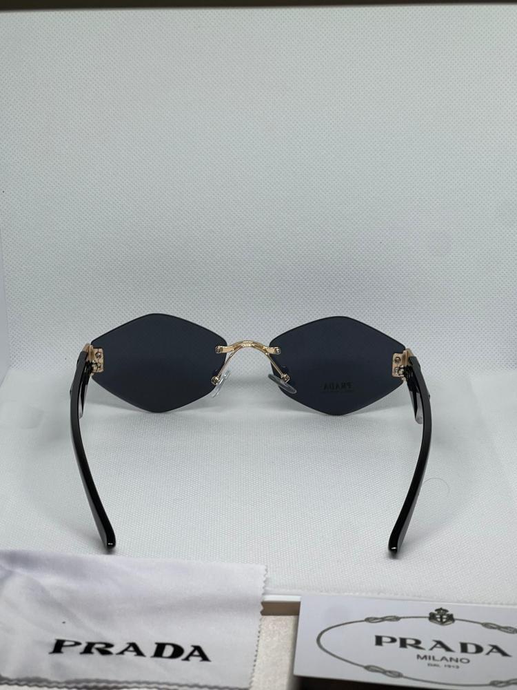 نظارة PRADA