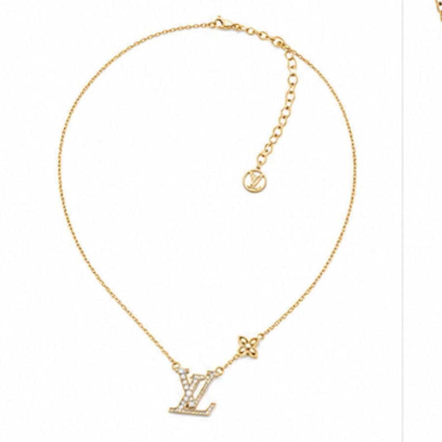 سلسال LOUIS VUITTON ذهبي
