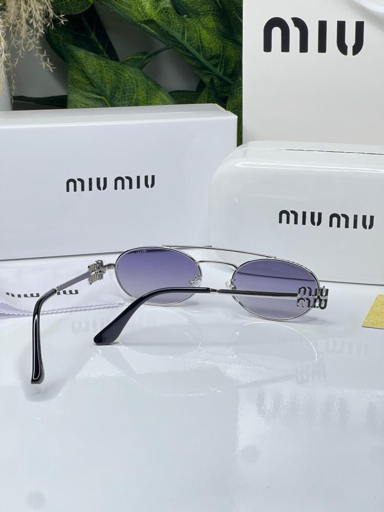 نظارة - MIU MIU اطار فضي - عدسه مدرج