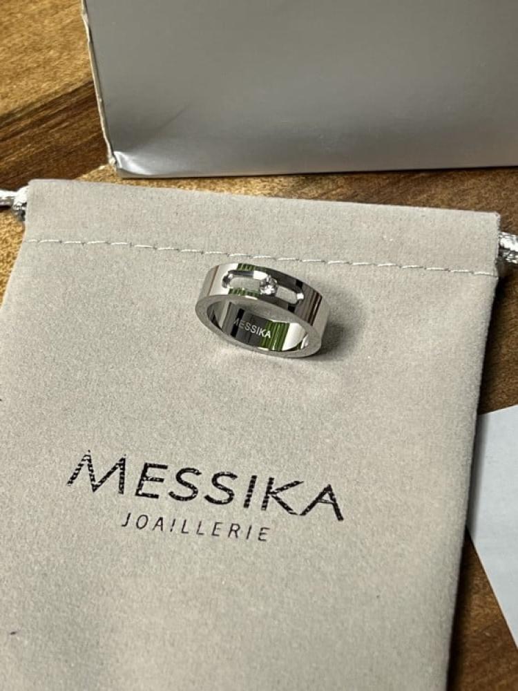 خاتم MESSIKA معدن فضي متوفر فقط مقاس 8