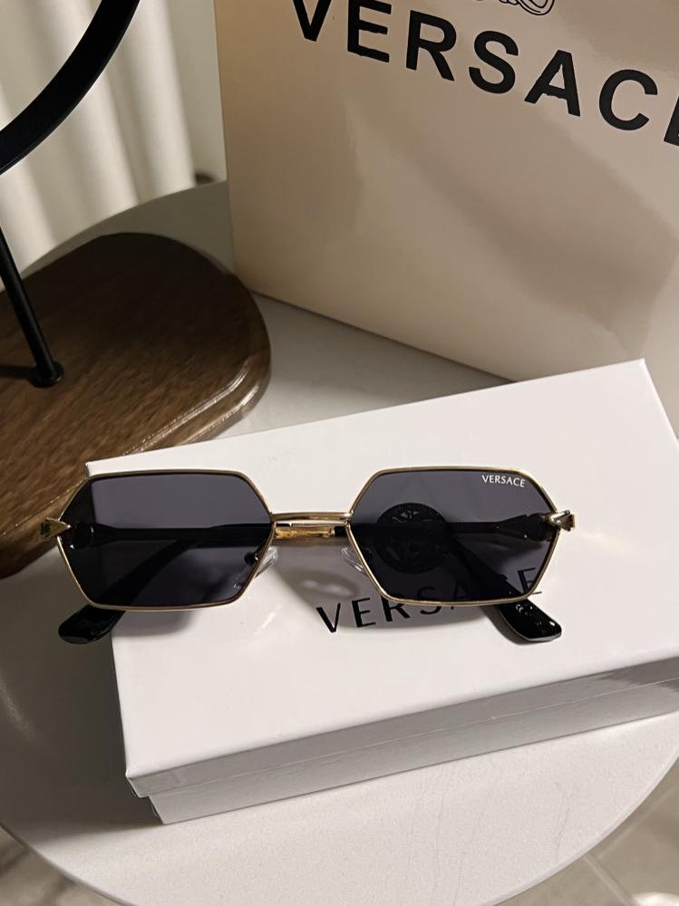 نظارة versace- اطار اسود - عدسه بني مدرج