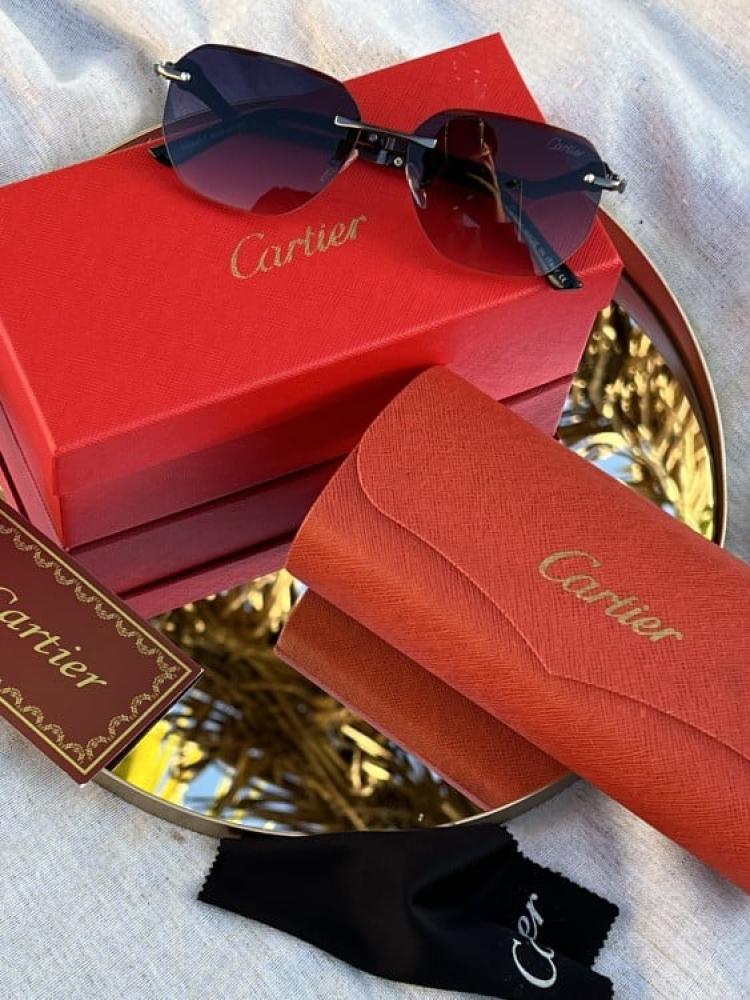 نظارة Cartier نظارة Cartier المشهورة