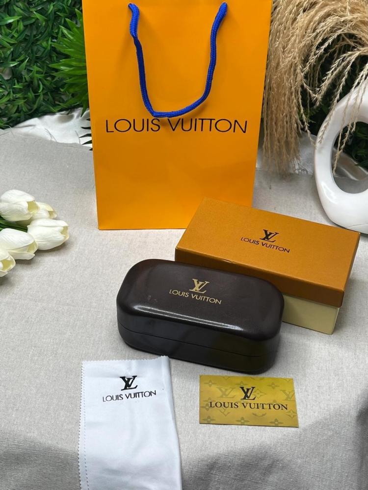 نظارة LOUIS VUITTON - نظارة لويس فيتون اطار ذهبي -عدسة اسود