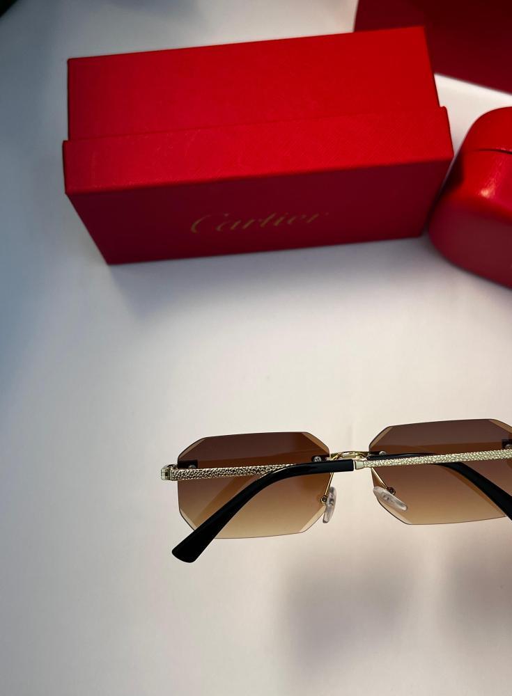 نظارة Cartier- اطار ذهبي- عدسة بني مدرج