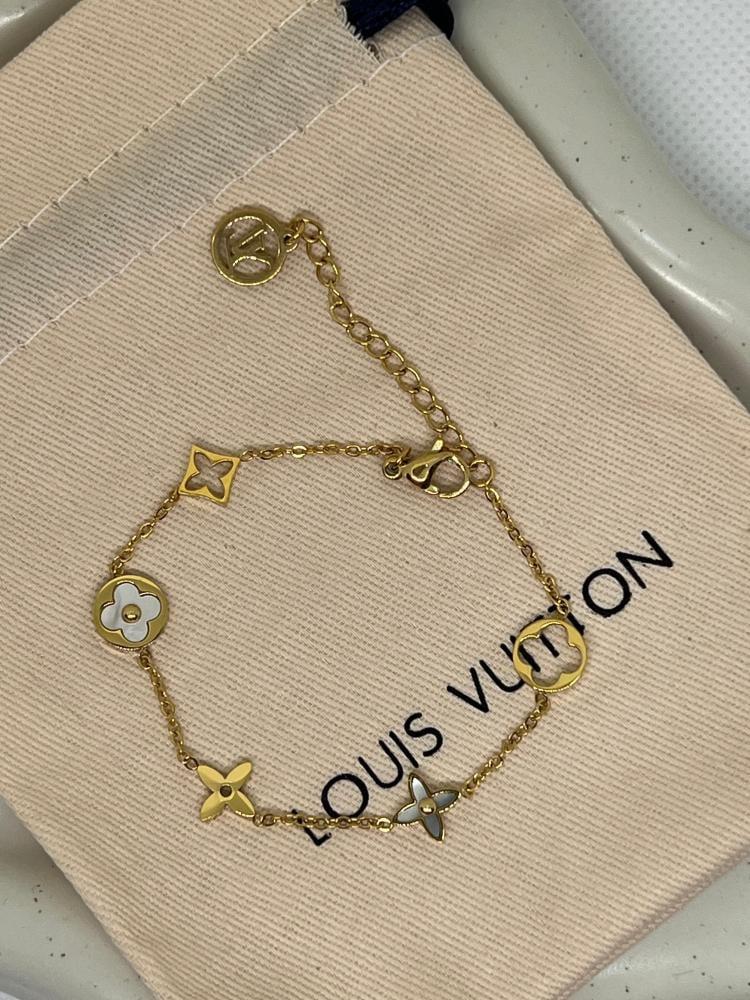 إسوارة LOUIS VUITTON معدن ذهبي