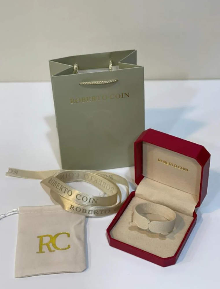 طقم roberto coin ذهبي