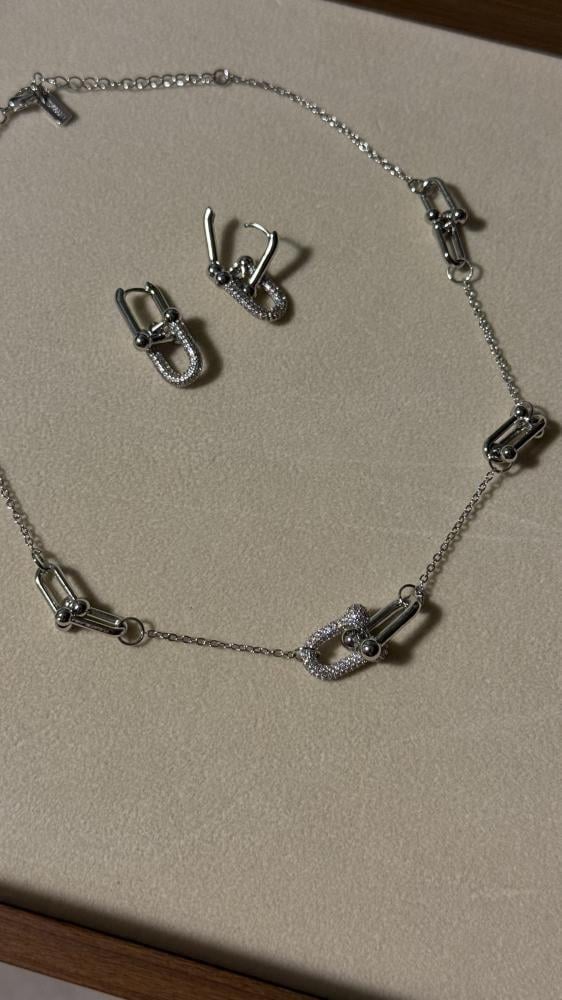 سلسال TIFFANY&Co - سلسال Tiffany معدن فضي