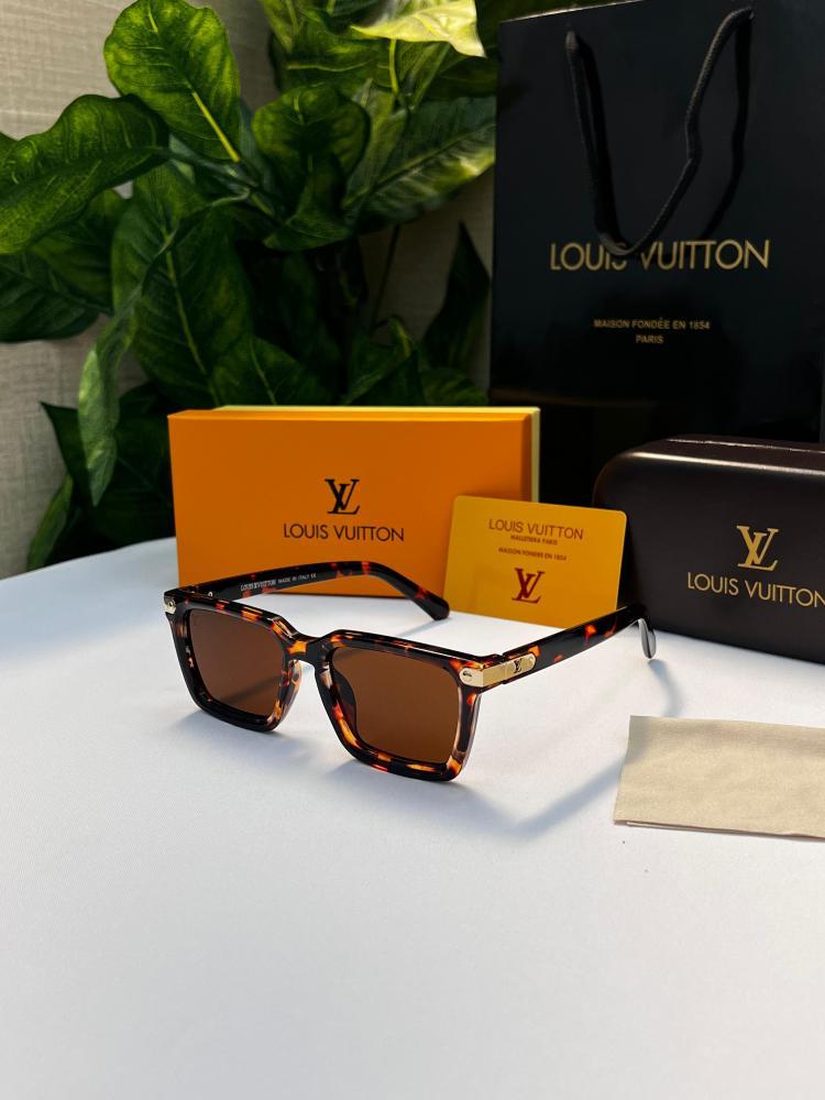 نظارة LOUIS VUITTON نظارة LOUIS VUITTON أطار تايقر عدسة بني