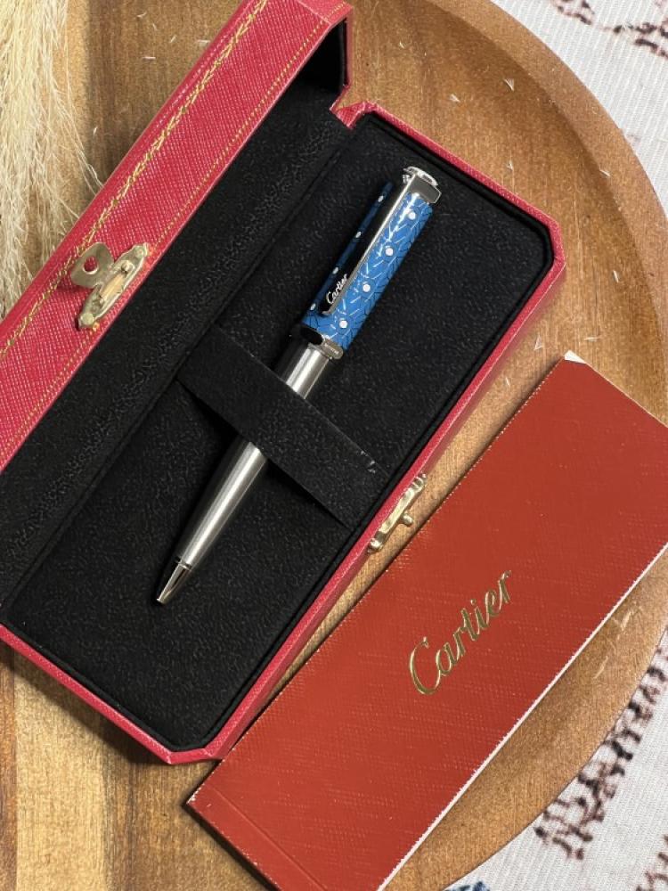 قلم Cartier - قلم حبر من مجموعة سانتوس دو كارتيه