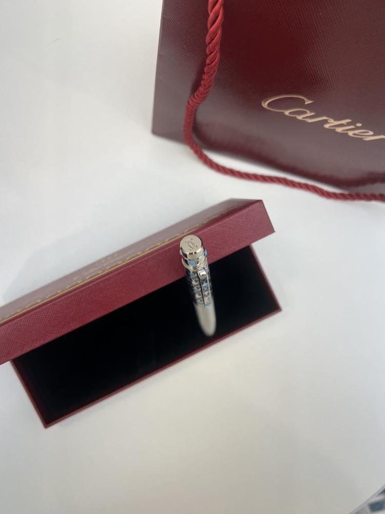 قلم Cartier - قلم حبر من مجموعة سانتوس دو كارتيه