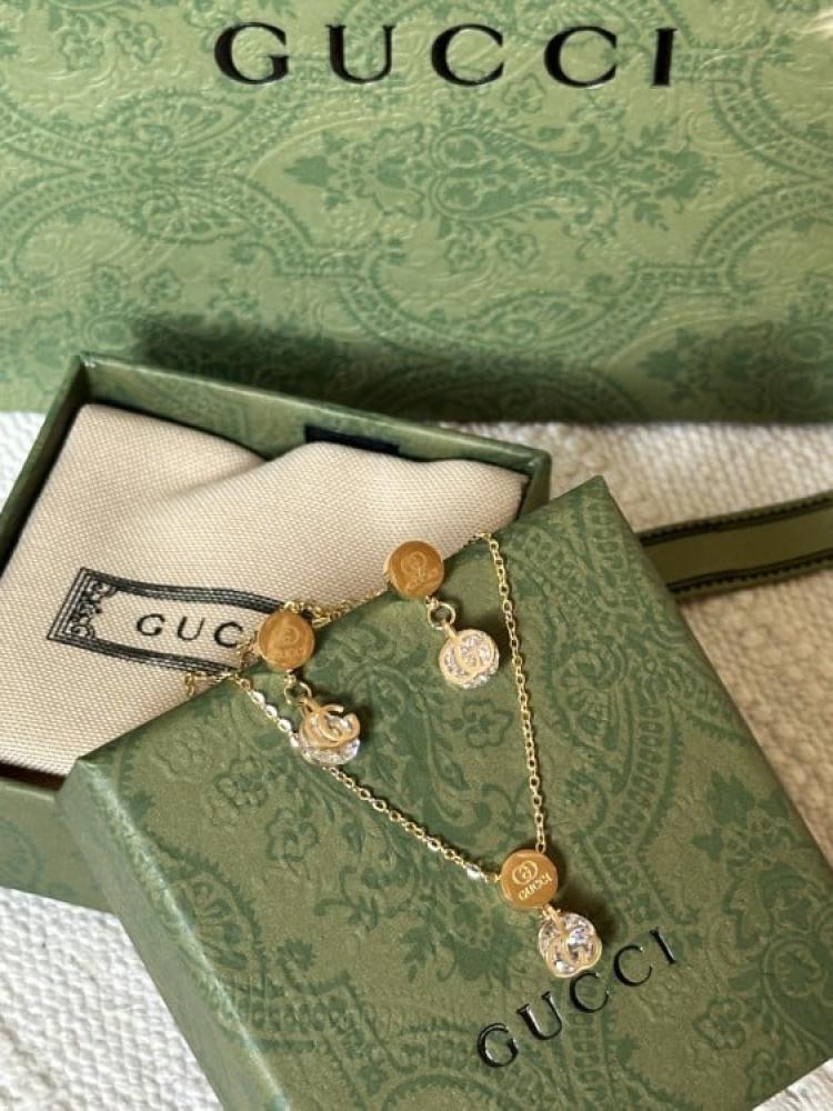 سلسال GUCCI معدن ذهبي