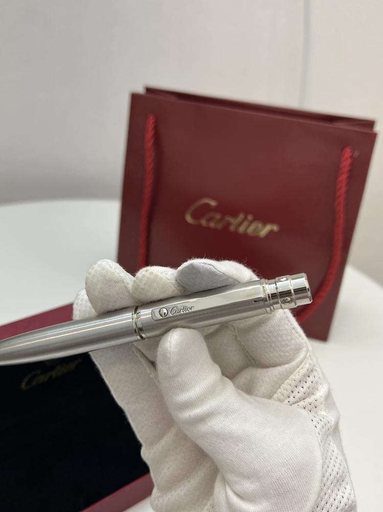 قلم Cartier - قلم حبر من مجموعة سانتوس دو كارتيه
