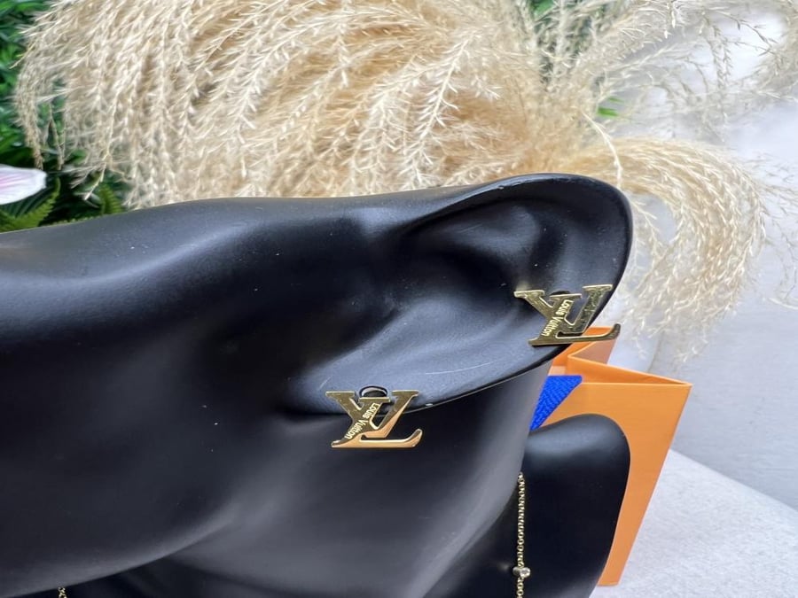 طقم إكسسوارات LOUIS VUITTON - طقم لويس فيتون