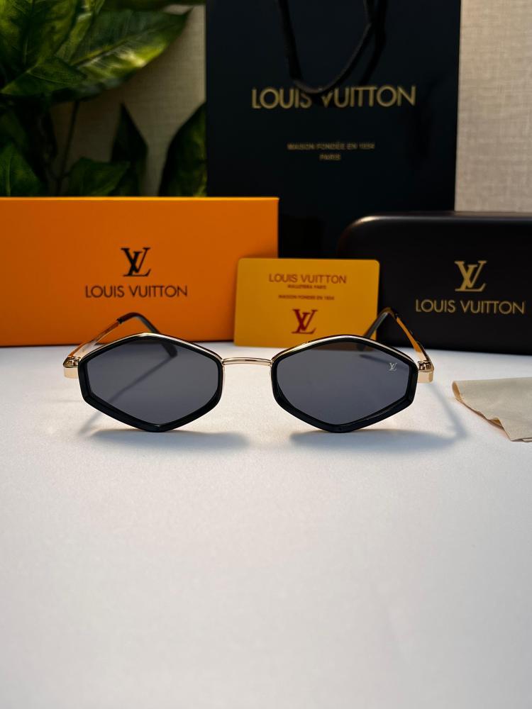 نظارة LOUIS VUITTON - ملون