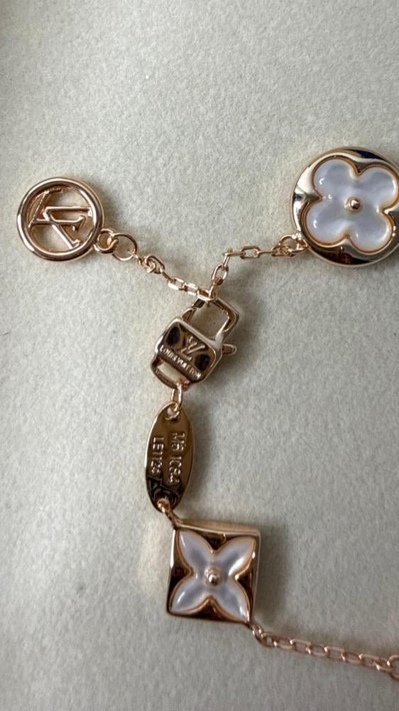 مجموعة أساور LOUIS VUITTON