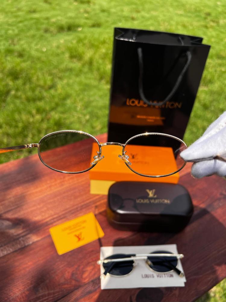 نظارة LOUIS VUITTON- اطار ذهبي - لونين