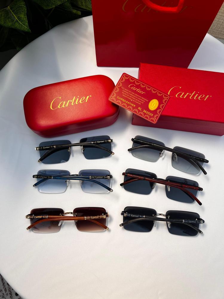 نظارة Cartier نظارة Cartier ملون
