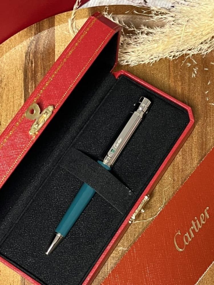 قلم Cartier قلم Cartier قلم حبر من مجموعة سانتوس دو كارتيه