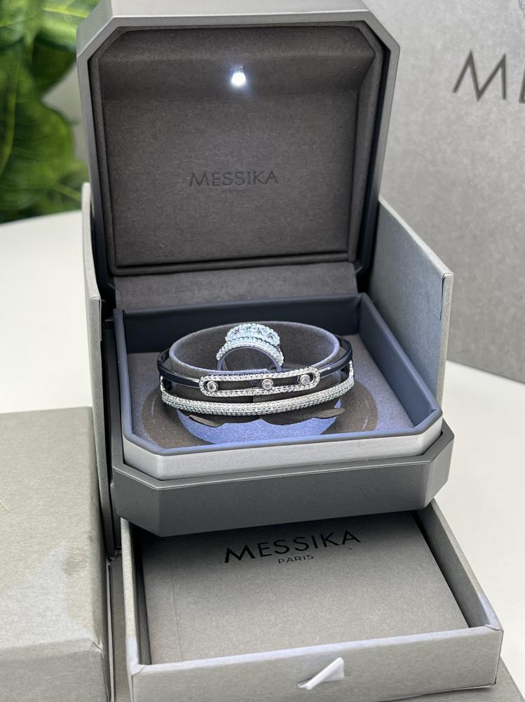 اسوارة مع خاتم MESSIKA معدن فضي