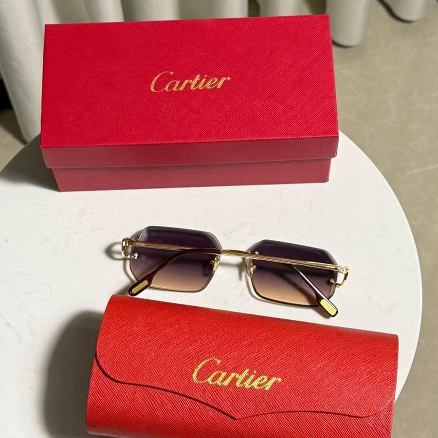 نظارة Cartier اطار ذهبي - عدسة مدرج