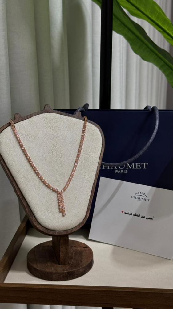 سلسال CHAUMET سلسال CHAUMET عقد شومية روز قولد