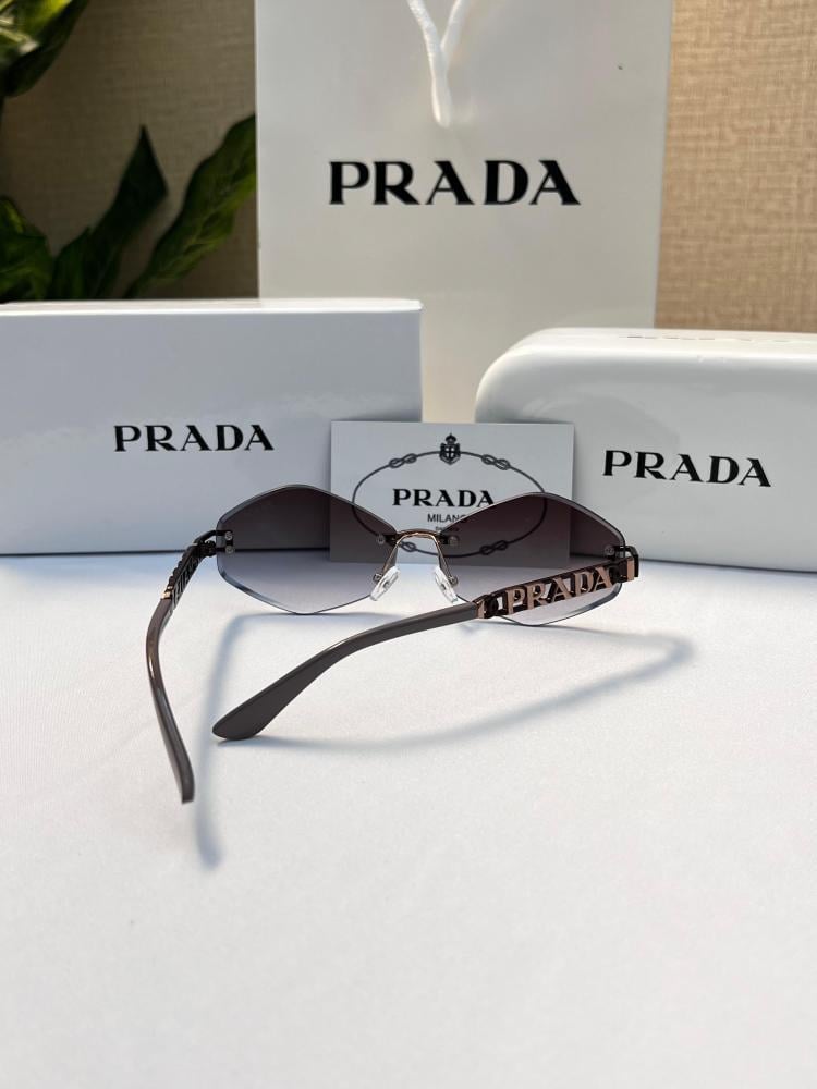 نظارة PRADA عدسة مدرج