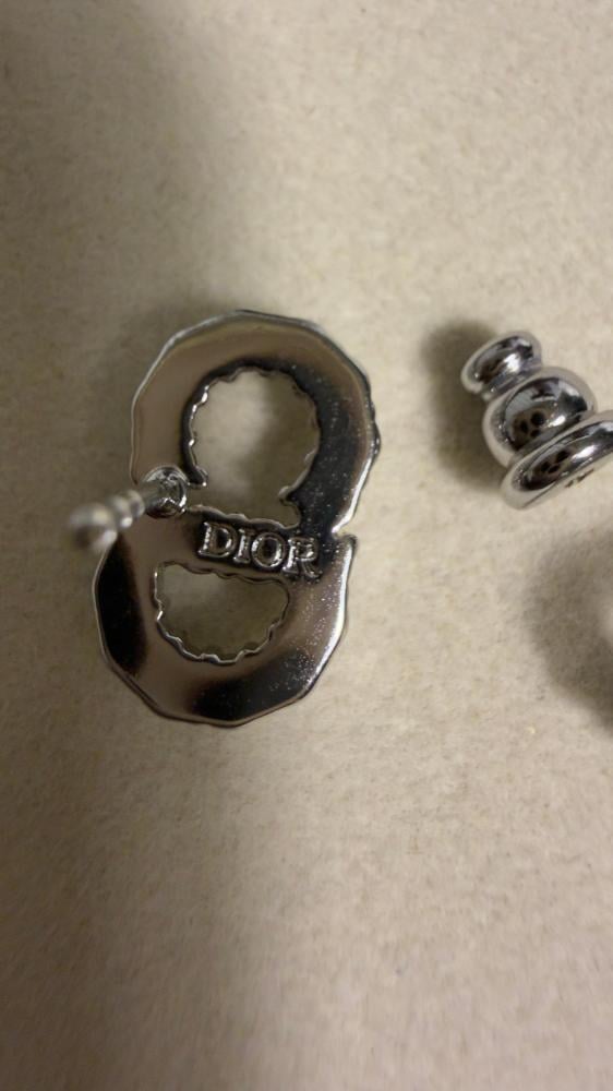 طقم DIOR فضي 4 قطع حسب الاختيار