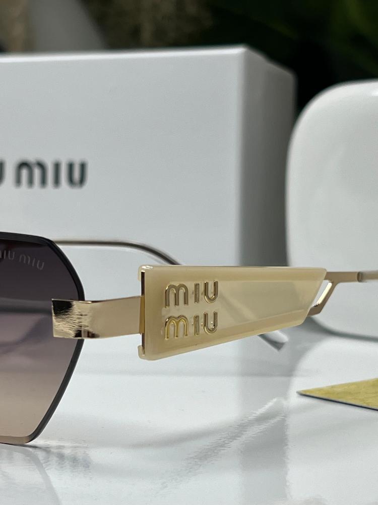 نظارة - MIU MIU
