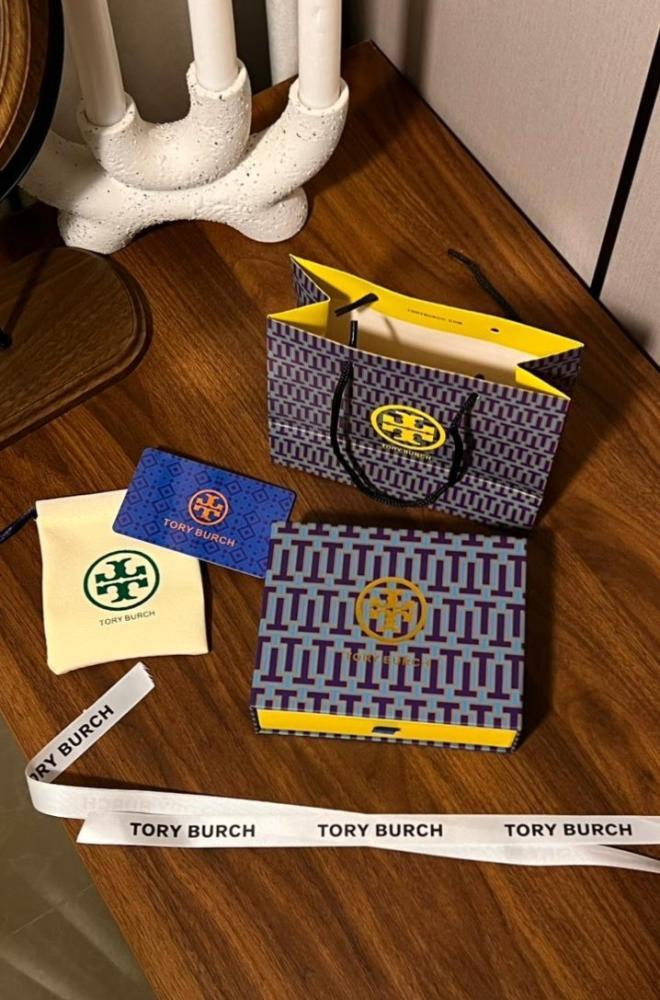 إسوارة TORY BURCH مقاس 14 سم معدن ذهبي