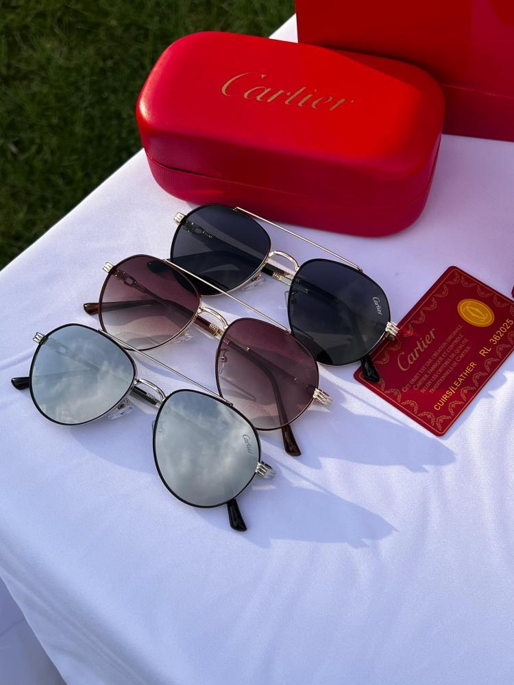 نظارة Cartier نظارة Cartier ملون