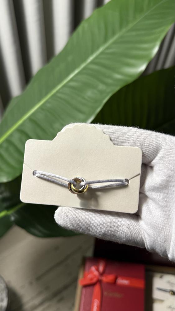 مجموعة أساور Cartier - خيط