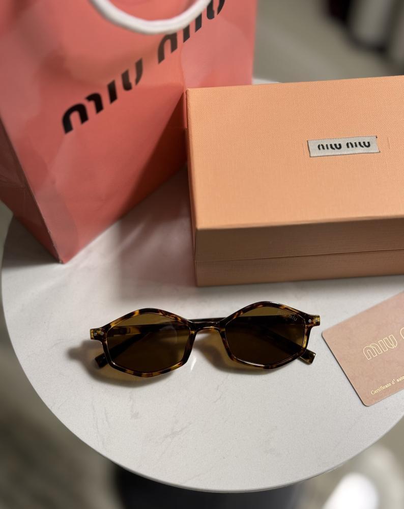نظارة miu miu أطار تايقر عدسة بني