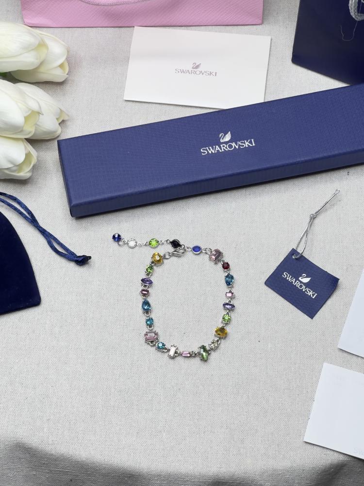 إسوارة SWAROVSKI إسوارة SWAROVSKI اسوارة سوارفيسكي ملون
