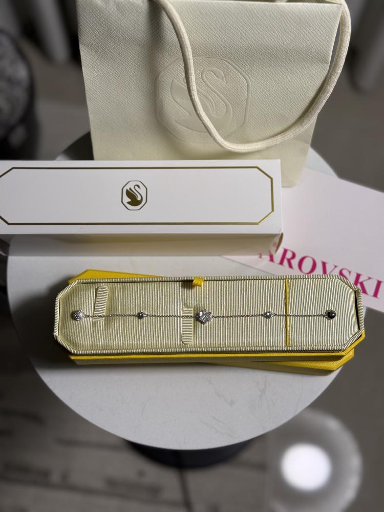 إسوارة SWAROVSKI - اسوارة سوارفيسكي فضي - كرستالة فضي
