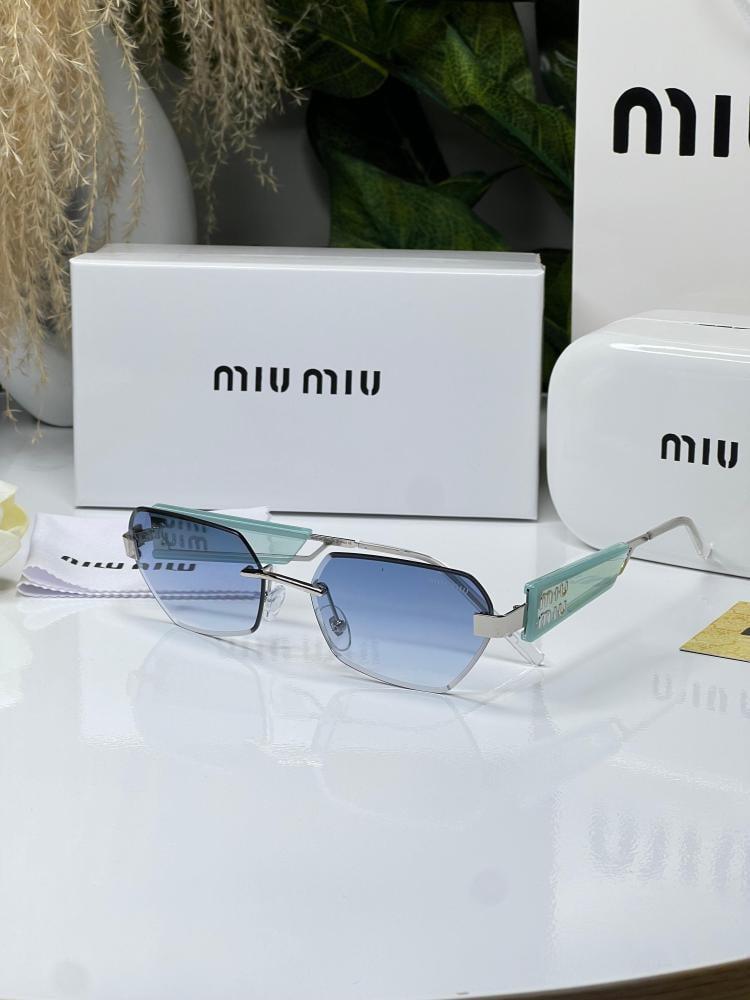 نظارة - MIU MIU