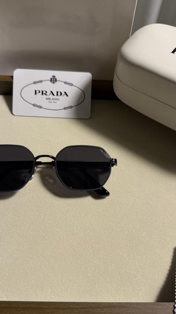 نظارة PRADA ـ