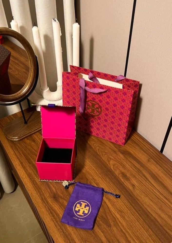 إسوارة TORY BURCH لونين ( ذهبي - فضي )