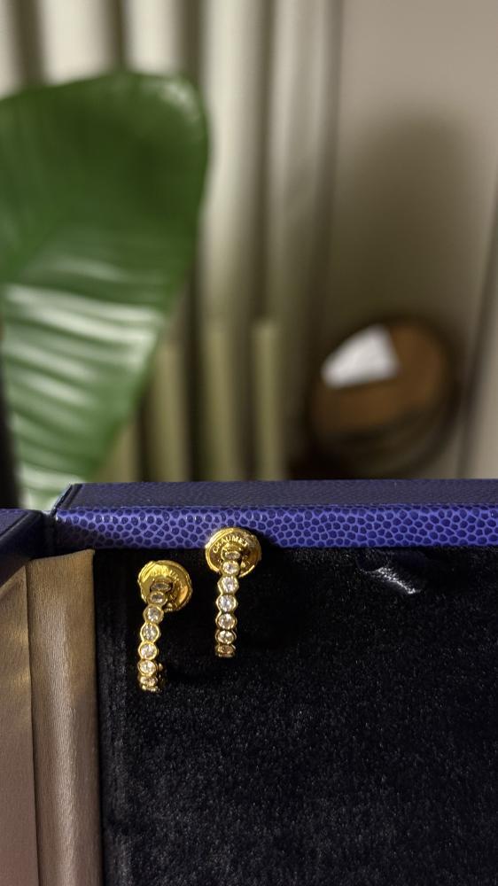 حلق CHAUMET حلق CHAUMET حلق شوميه لون ذهبي