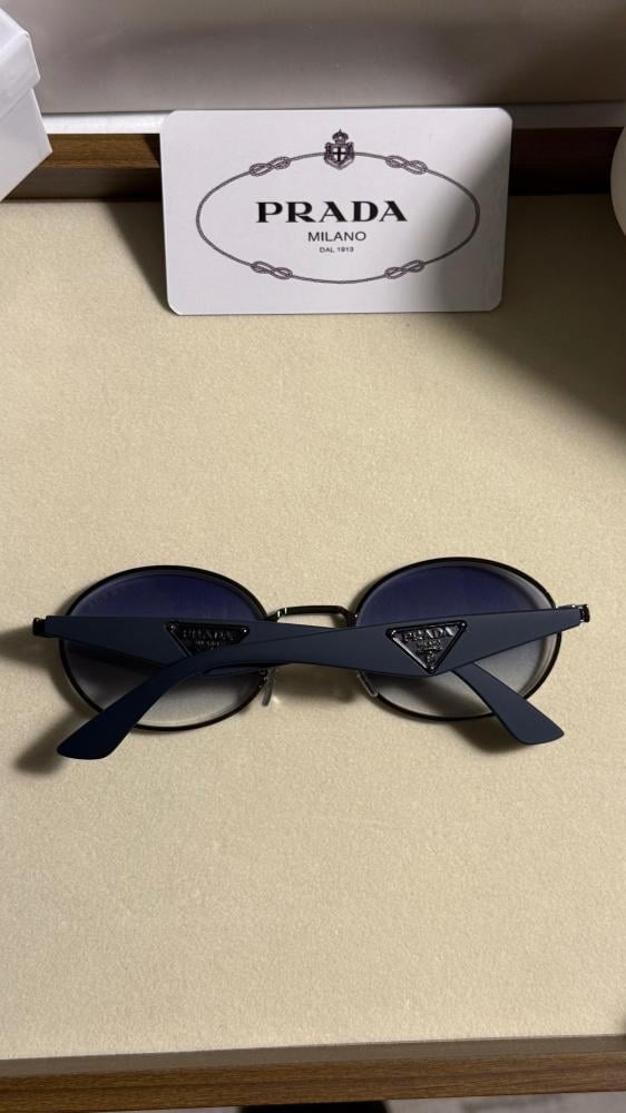 نظارة PRADA ـ ثلاث الوان