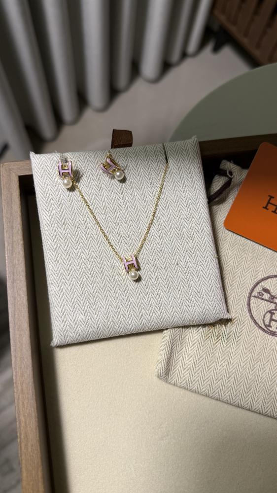 سلسال + حلق hermes ذهبي - وردي