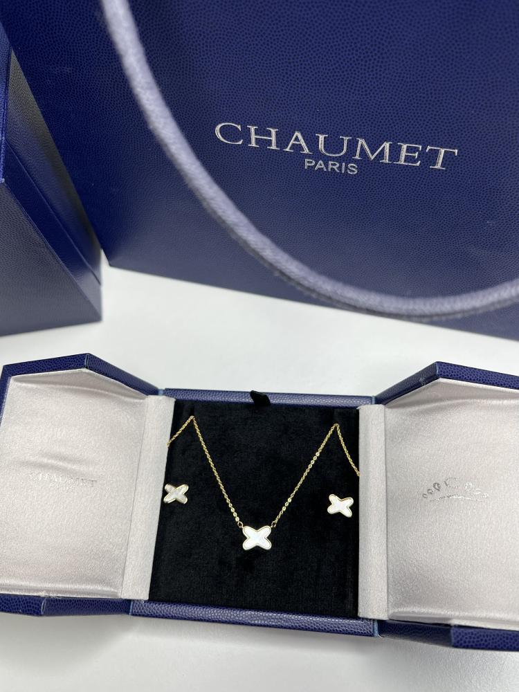 سلسال CHAUMET - سلسال شوميه صدفي