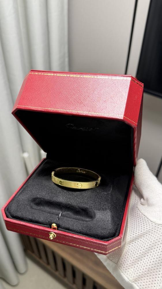 إسوارة Cartier - إسوارة كارتيه - ذهبي مقاس 16